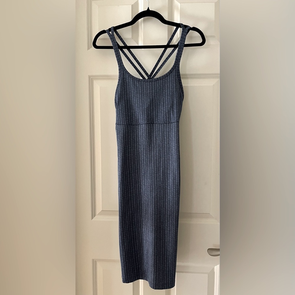 Women’s Columbia Grass Valley Active Dress, blue& gray Internal bra Strappy back